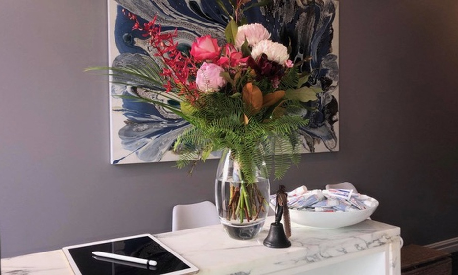McMahons Point Health Front Desk