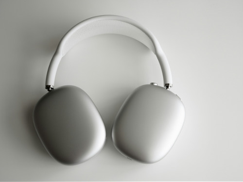 Noise-Cancelling Headphones